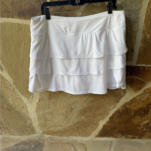Ideology White Layered Women's tennis Skirt - Picture 1 of 10